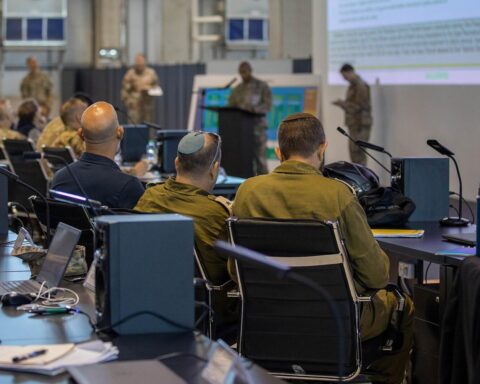 Israël zet twee Nederlandse vertegenwoordigers het land uit om "anti-Israël maatregelen" van de Nederlandse regering