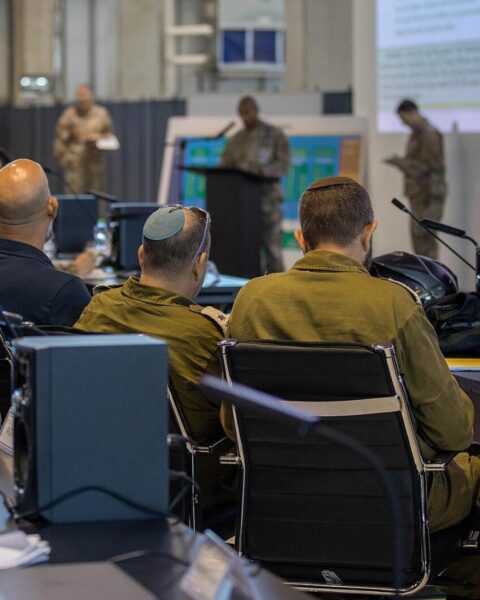 Israël zet twee Nederlandse vertegenwoordigers het land uit om "anti-Israël maatregelen" van de Nederlandse regering