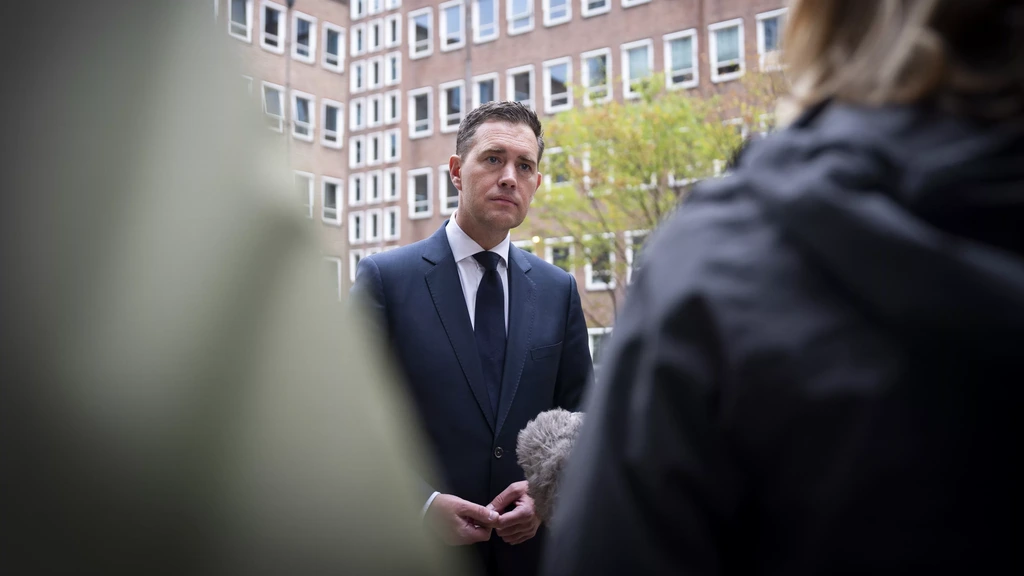 Kabinet houdt vast aan 'breed draagvlak' voor plannen Prinsjesdag, minister Heinen toont vertrouwen