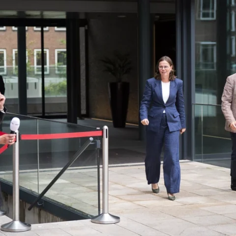 Kabinet in gesprek met CU, 50Plus en SGP over steun plannen Prinsjesdag