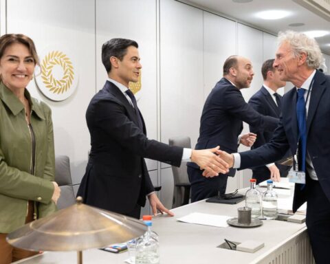 Kabinet-Rutte start volgende week begrotingsgesprekken met oppositiepartijen