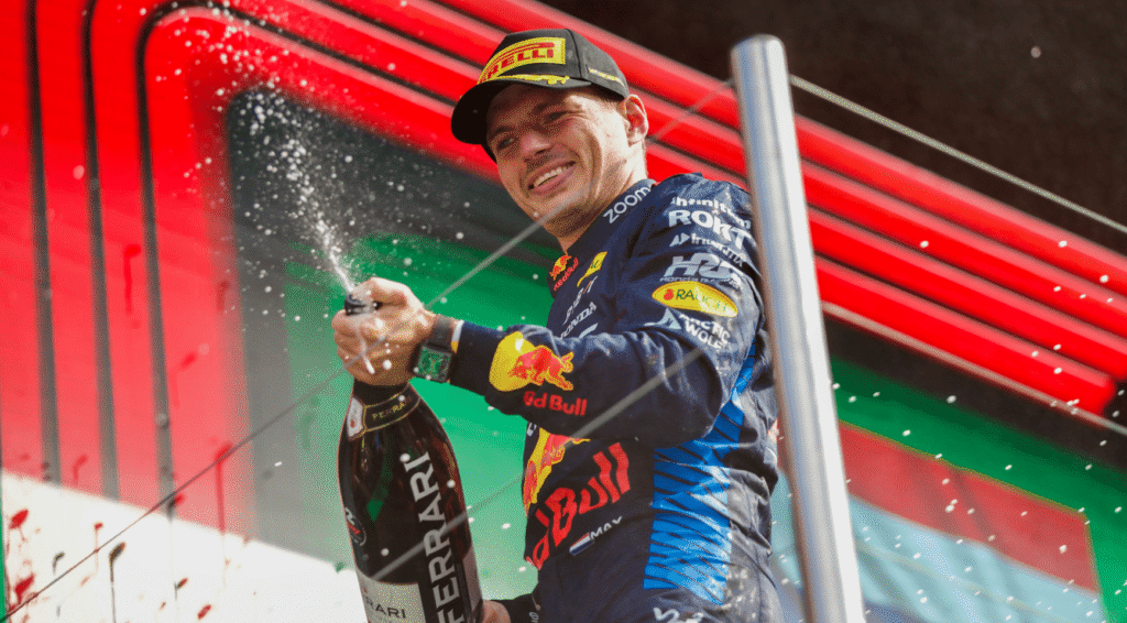 Max Verstappen verlengt zijn contract met Oracle Red Bull tot het einde van het F1-seizoen 2030