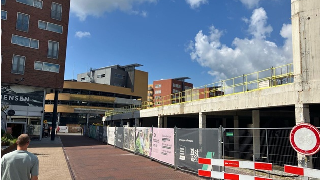 Meer dan 100 woningen in Hengelo door herontwikkeling voormalige V&D en Rabobank