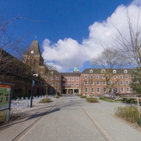 Meer dan 170 studenten en docenten van Breda University ziek door vermoedelijke voedselvergiftiging