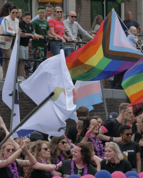 Meer dan 520 meldingen van discriminatie tijdens Amsterdam WorldPride