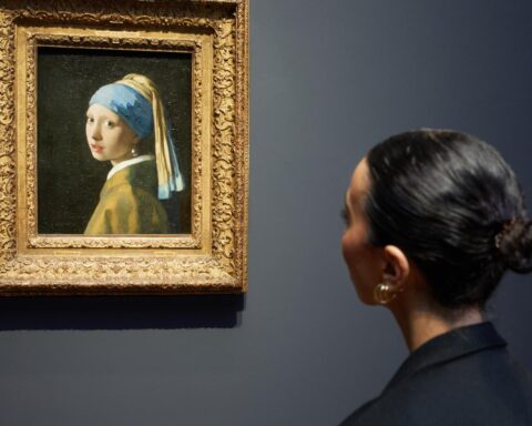 Meisje met de parel trekt publiek naar museum in Osaka; tot oktober in bruikleen aan Japan