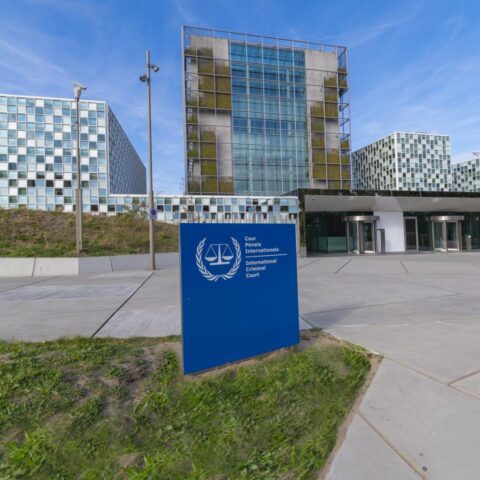 Mensrechtenorganisaties dagvaarden VS over sancties tegen het ICC in Den Haag