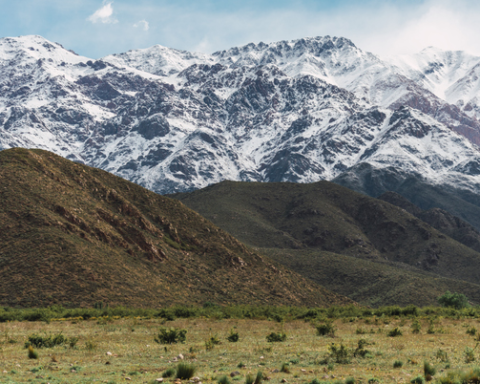 Miljardairs kopen 320 vierkante kilometer in de Andes voor veilig leven en zelfvoorzienend bestaan