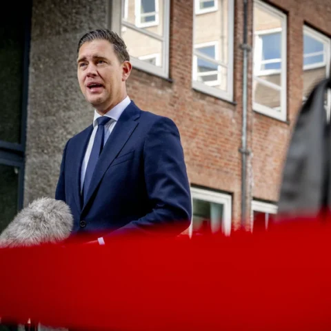 Minister Heinen verwacht uitdagingen bij het bereiken van breed draagvlak voor de begroting