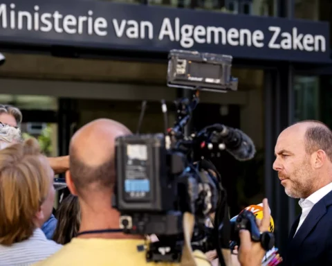 Moeizame onderhandelingen op Prinsjesdag, kabinet verdeeld over financiële dekking beleidskeuzes