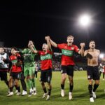 NEC bereikt playoffronde van de Champions League na overwinning op Olympiacos in extra tijd