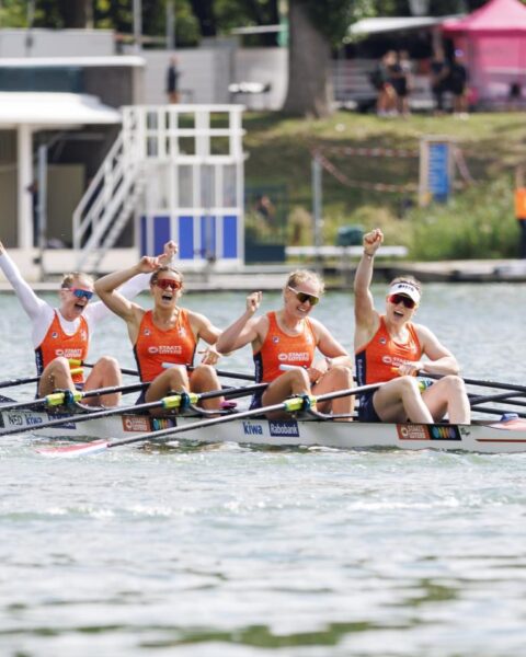 Nederlandse vrouwen winnen tweede gouden medaille op wereldkampioenschappen roeien in Amsterdam