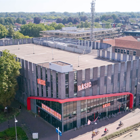 Nieuwe bestemming voor voormalige Mediamarkt in Doetinchem met Sport City en woningbouw