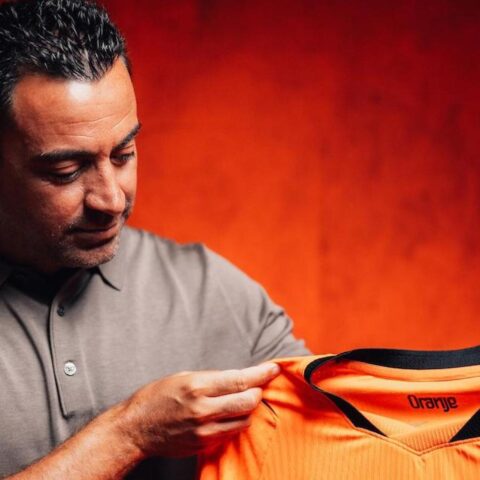 Nieuwe nationale voetbalcoach Hernández vervangt Koeman en wil offensiever spelen