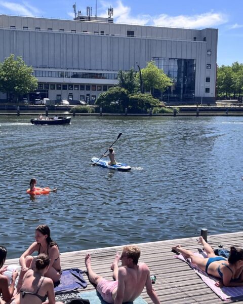Opnieuw een hete dag met temperaturen tot 35°C; koeler weer vanaf woensdag