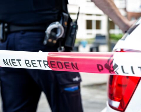 Politie vindt 586 kilogram drugs in huis in Den Haag; 9 mannen aangehouden