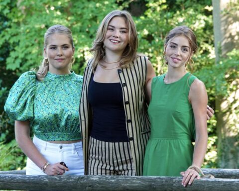 Prosecutors lack evidence of murder plot against Dutch Princess Amalia and Alexia
