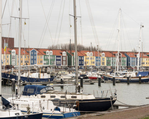 Rechter dwingt levering grond voor woningbouw in Hellevoetsluis na 22 jaar vertraging