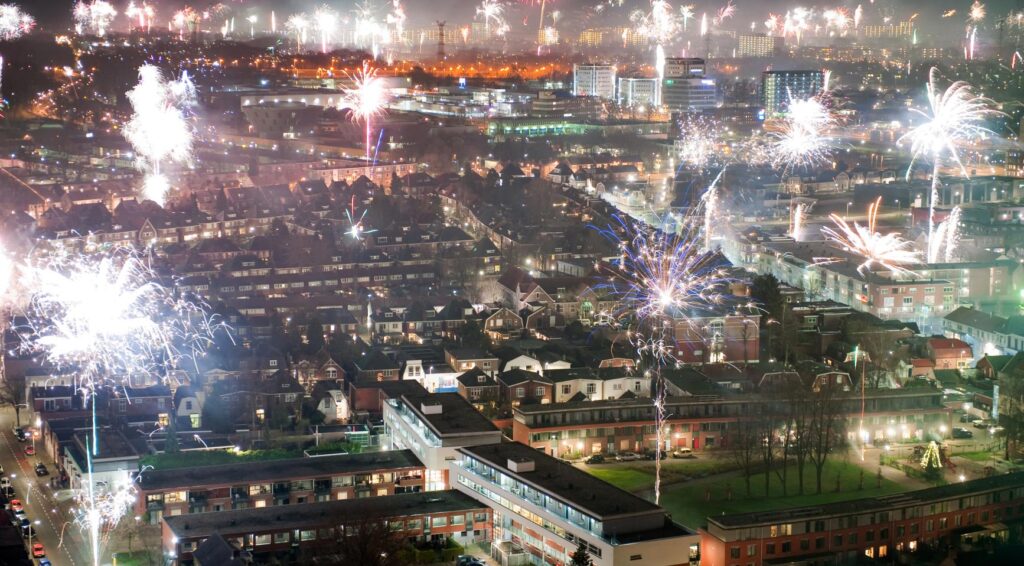 Regering lanceert programma voor bewoners om illegaal vuurwerk zonder boetes in te leveren