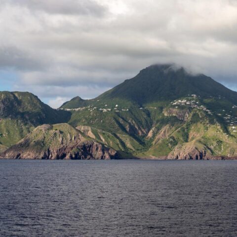 Saba in het Caribisch gebied bereidt zich voor op tropische storm Dolly