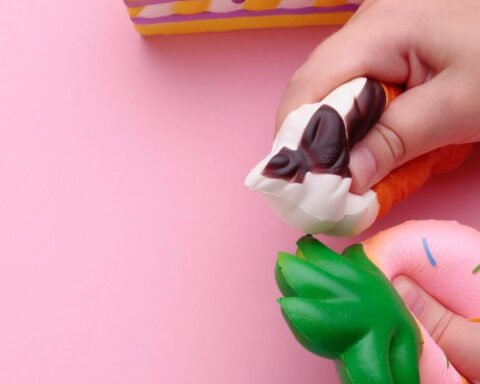 Squishy speelgoed dat in het gezicht van Franse jongen explodeerde, nog steeds te koop in Nederland