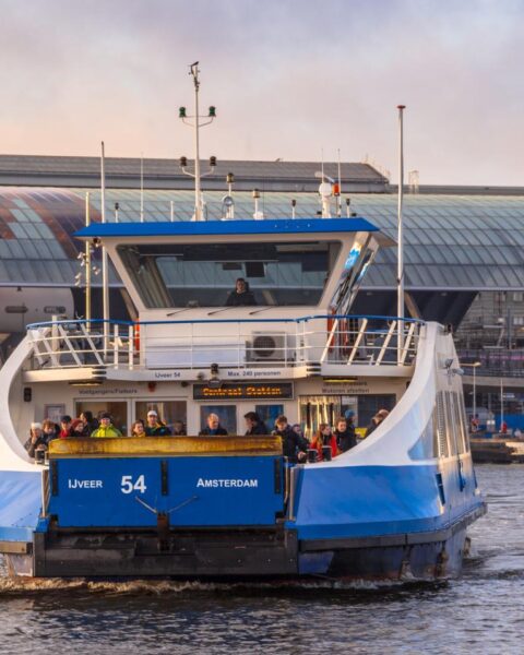 Staking door Amsterdamse veerbootbemanning mogelijk om één-schipperplan