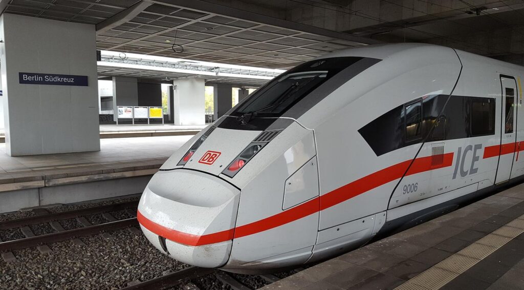 Treinen van Amsterdam naar Berlijn omgeleid via Hamburg, reistijd met een uur verlengd
