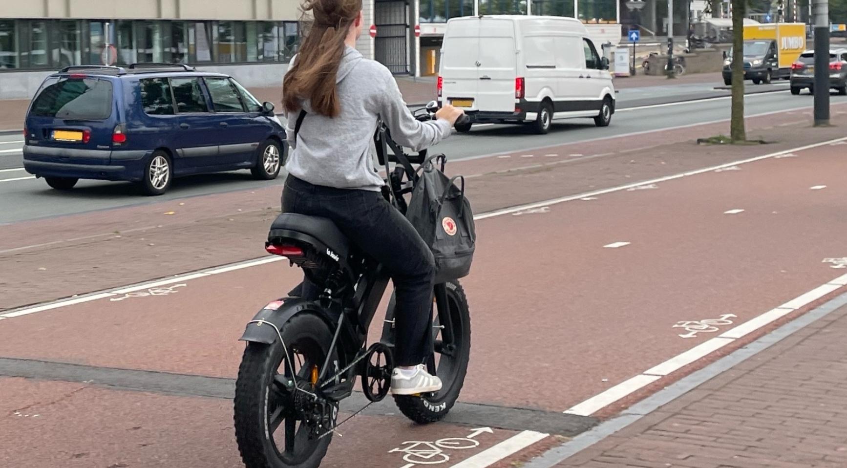 Verboden voor fatbikes maakt voetgangers veiliger in Enschede en Vondelpark te Amsterdam