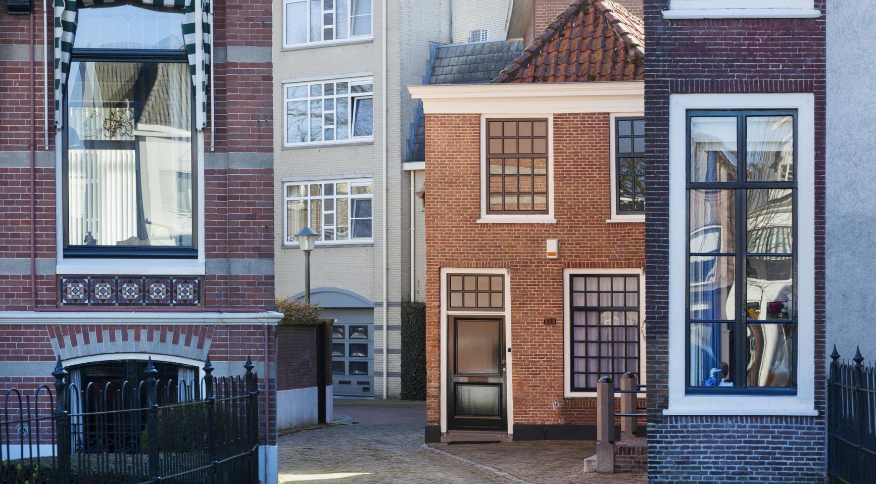 Verkoop van huurwoningen: particuliere sector slinkt snel in kleinere Nederlandse steden en dorpen