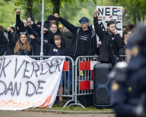 Vijftien gemeenten onder toezicht wegens tekort aan asielplekken, totaal op 24