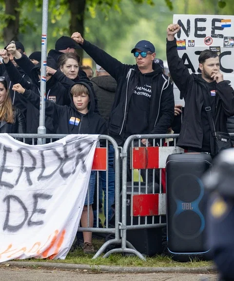 Vijftien gemeenten onder toezicht wegens tekort aan asielplekken, totaal op 24