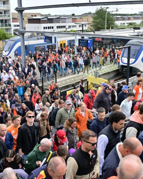 Zij-instromers stromen Zandvoort binnen voor laatste Dutch Grand Prix met Max Verstappen vanaf de 7e plaats