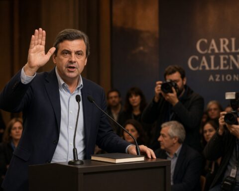 Calenda wil Vannacci uit de Italiaanse regering houden en waarschuwt voor Russische invloed