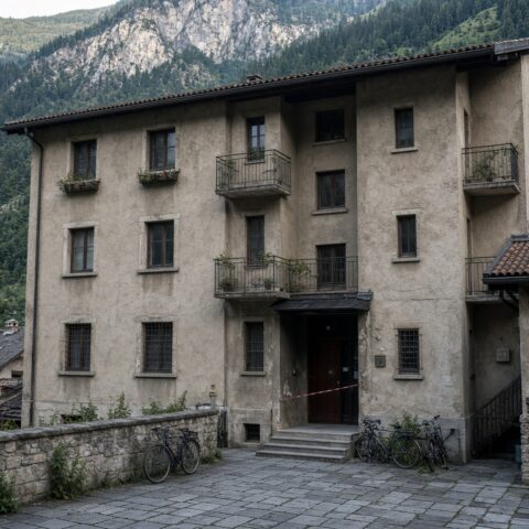Arrestatie van 17-jarige in Trento wegens vermoedelijk bezit van terroristisch materiaal