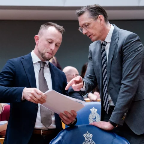 Aantal Kamervragen met behulp van AI groeit aanzienlijk, experts wijzen op bezwaren en kansen