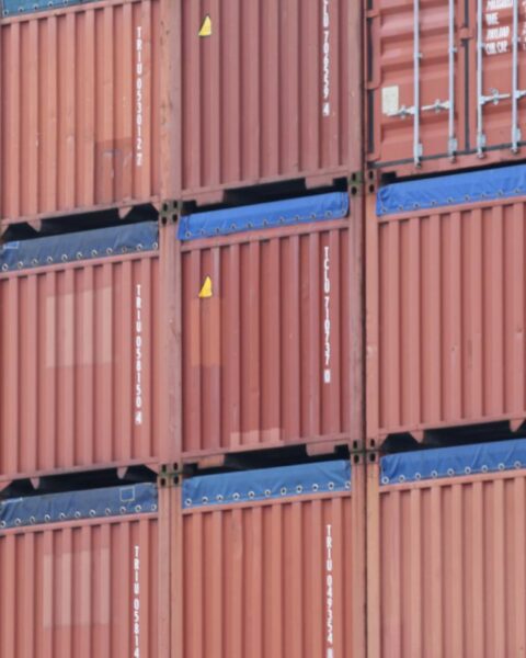 Aanzienlijke daling van pakketjes uit China sinds nieuwe EU-invoerheffing