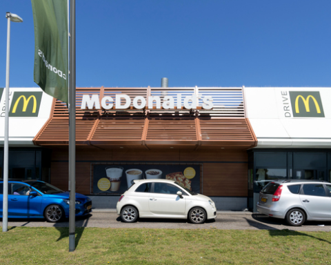 Almere en andere gemeenten verzetten zich tegen komst van McDonald's vestigingen