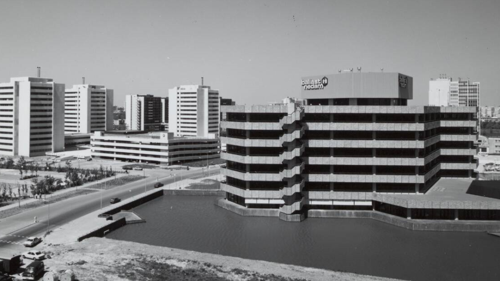 Amstelveen start sloop van 'schandvlek' voor nieuwe woningbouw met 438 sociale huurwoningen