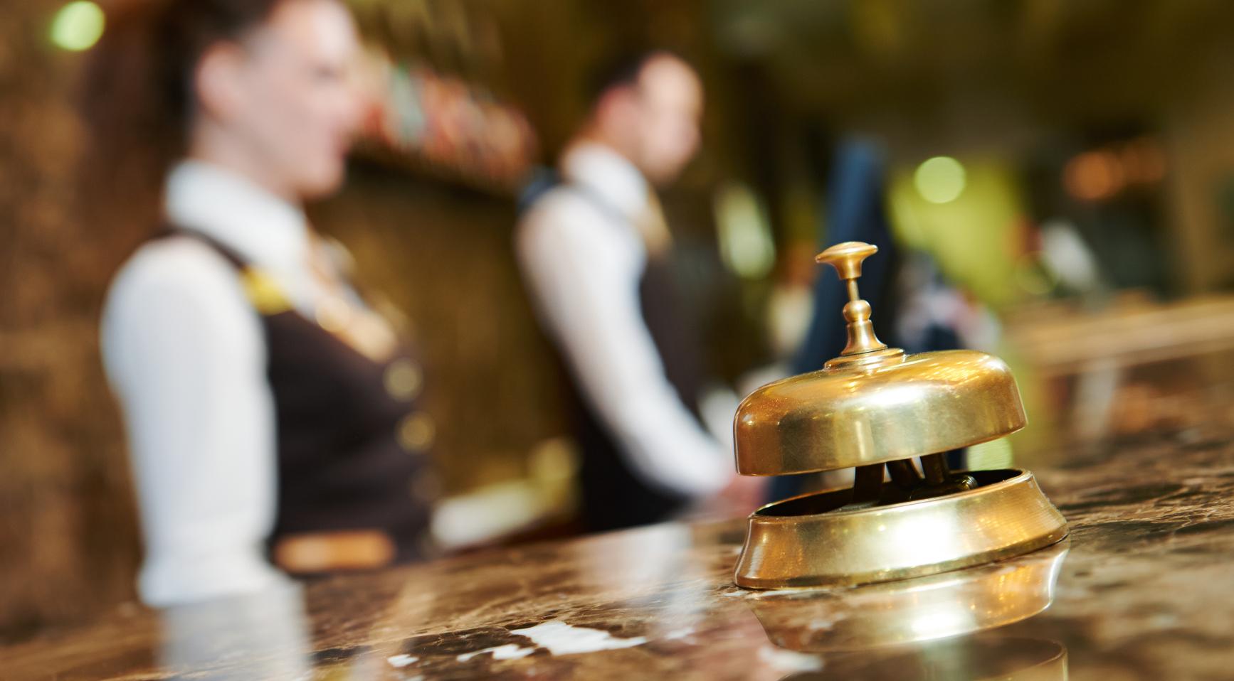 Amsterdam verliest 38% van de zakelijke reizigers terwijl toeristen minder uitgeven, aldus ABN Amro