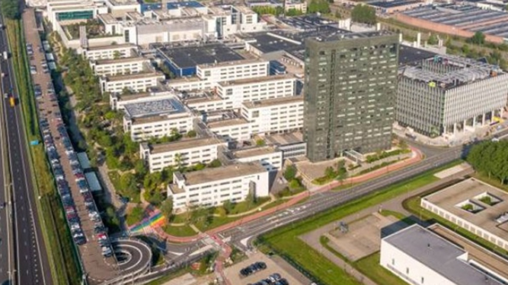 ASML start bouw van tweede megacampus in Eindhoven met steun van overheid en lokale bestuurders