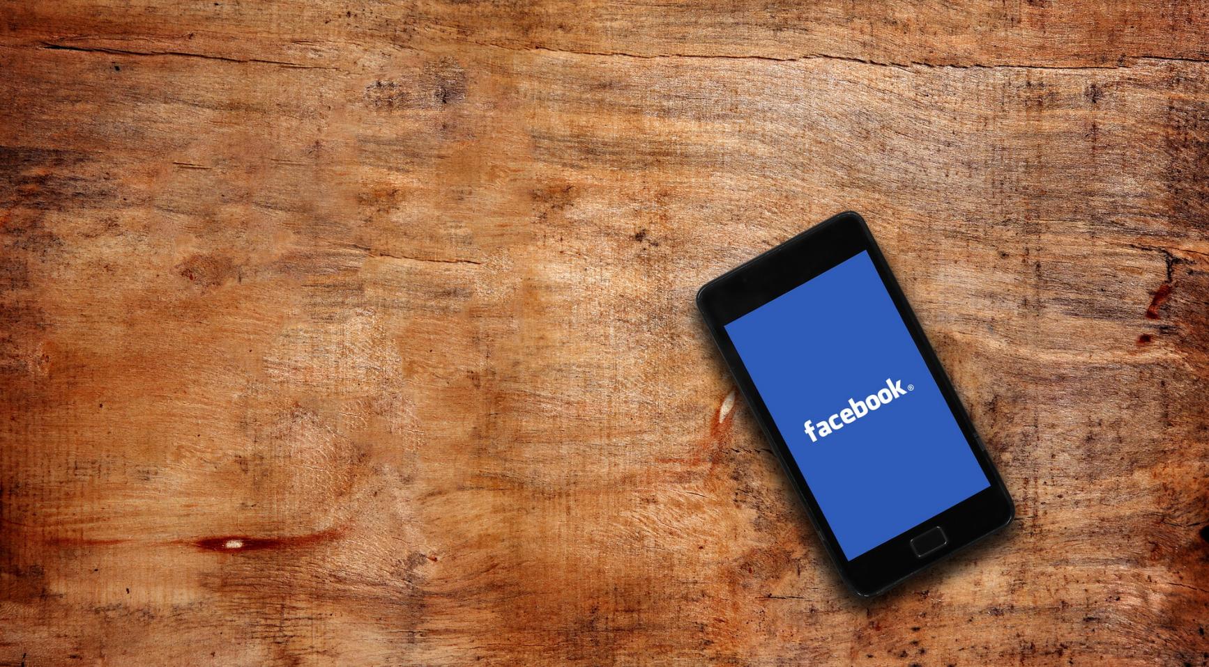 Auteurs en journalisten protesteren bij Facebook Nederland tegen gebruik van hun werk voor AI-training