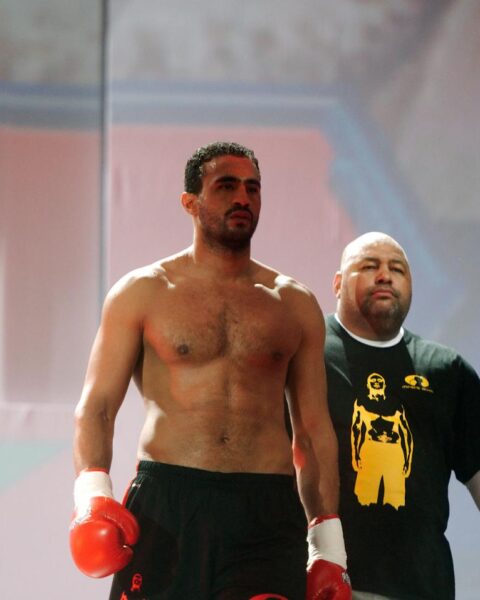 Badr Hari, kickbokser met lange geschiedenis van geweld, gearresteerd op verdenking van bedreigingen