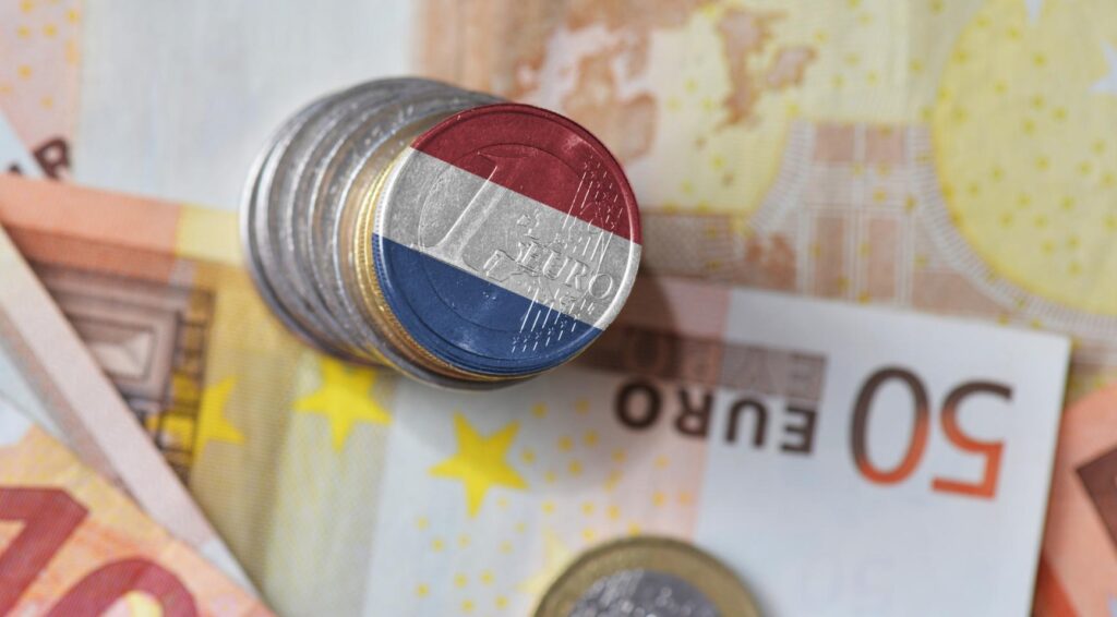 Banks gaan eigen tuchtrecht handhaven na opheffing Nederlandse stichting