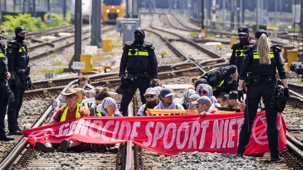 Bijna 50.000 treinreizigers ondervonden hinder door spoorbezetting Utrecht CS op 23 mei