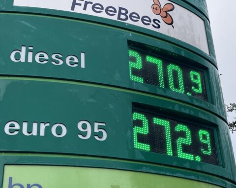 Brandstofprijzen in Nederland bereiken recordhoogte en overtreffen vorige week het al hoge niveau