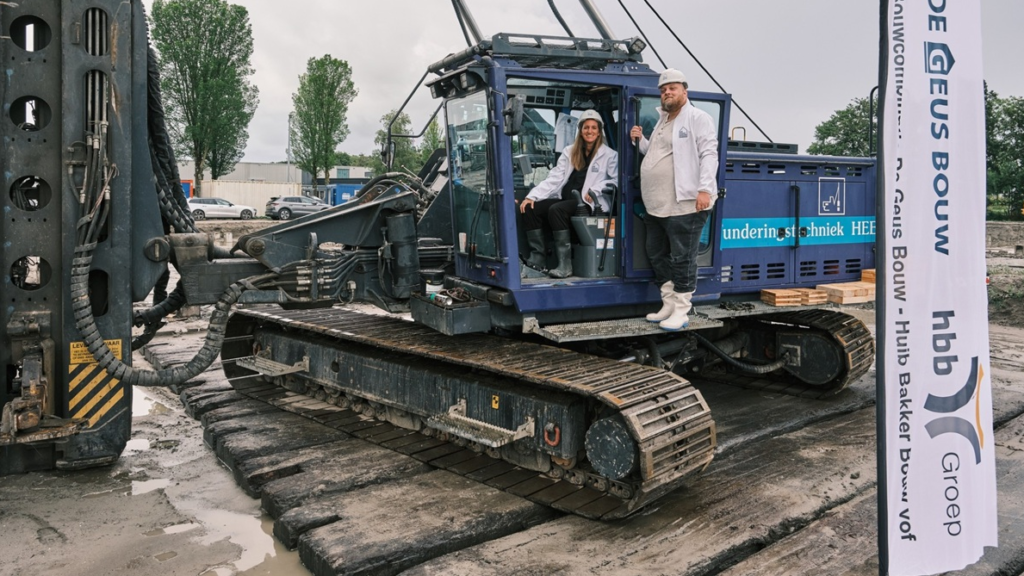 Eerste 100 woningen van De Remise in Zwaag in aanbouw op voormalig gevangenisterrein