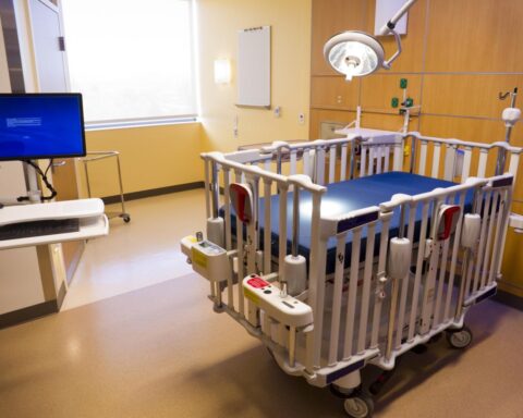 Eerste euthanasie van zeer jong kind van 2 jaar goed behandeld, volgens Nederlandse commissie