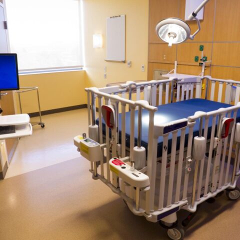 Eerste euthanasie van zeer jong kind van 2 jaar goed behandeld, volgens Nederlandse commissie