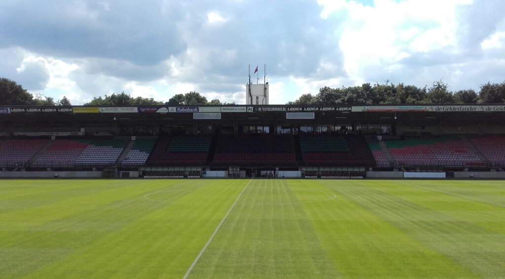 Feyenoord stijgt naar tweede plaats na 3-1 overwinning op NEC Nijmegen