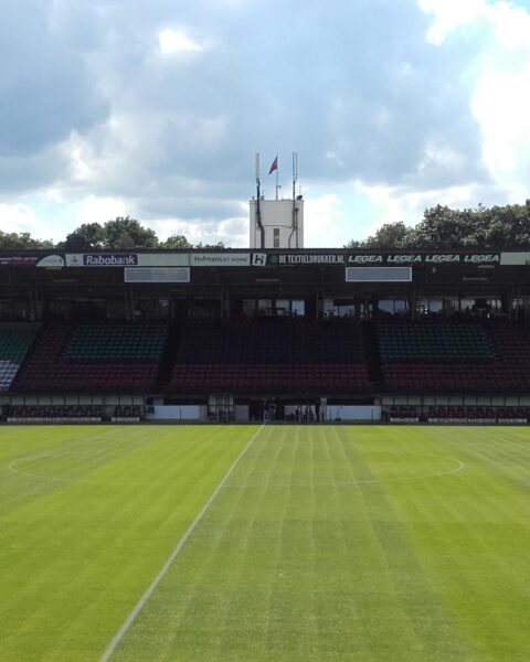 Feyenoord stijgt naar tweede plaats na 3-1 overwinning op NEC Nijmegen